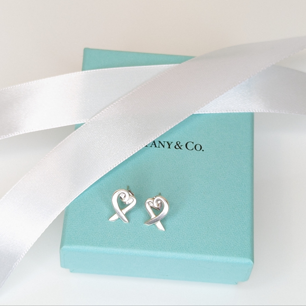✨Tiffany & Co✨ . Paloma Picasso Loving Heart Earrings 925 Silver .Small size.